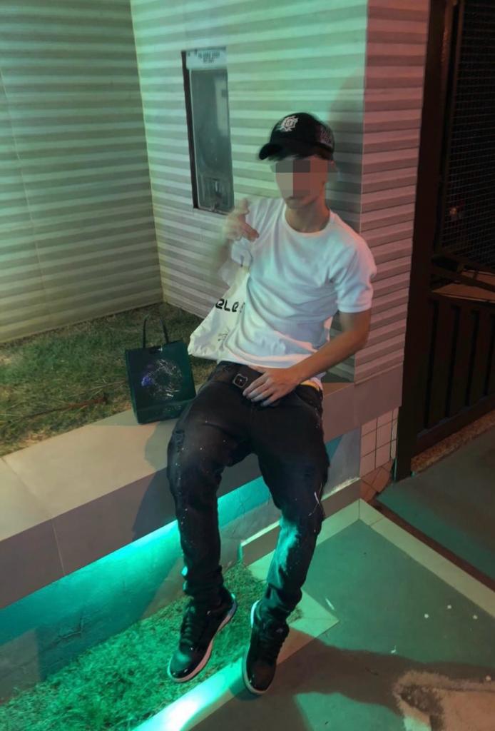 Chico busca chica en La Coruña: 