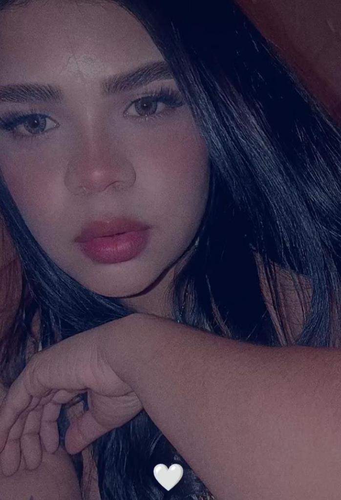 Chica busca chico en Murcia: Chica busca chico