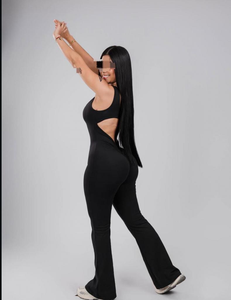 Chica busca chico en Granada: Chica busca chico