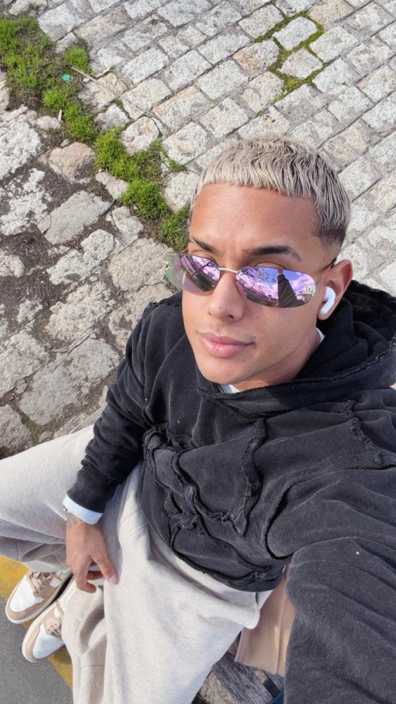 Chico busca chica en Cádiz: 