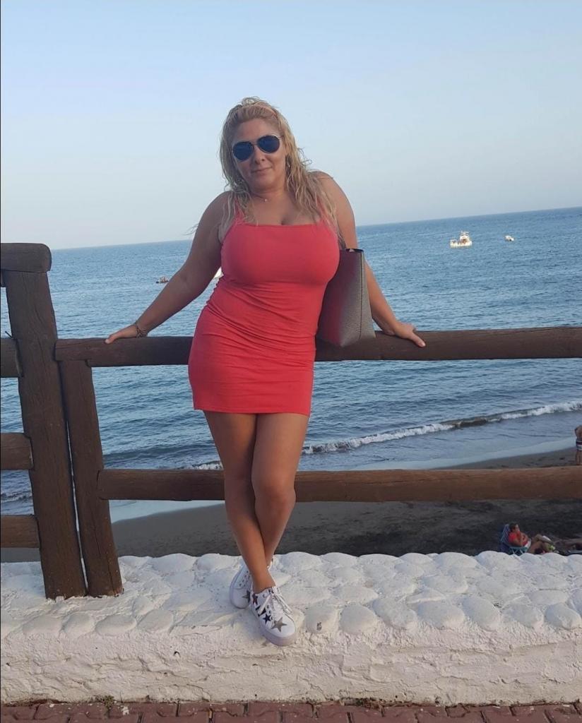 Chica busca chico en Tenerife: 