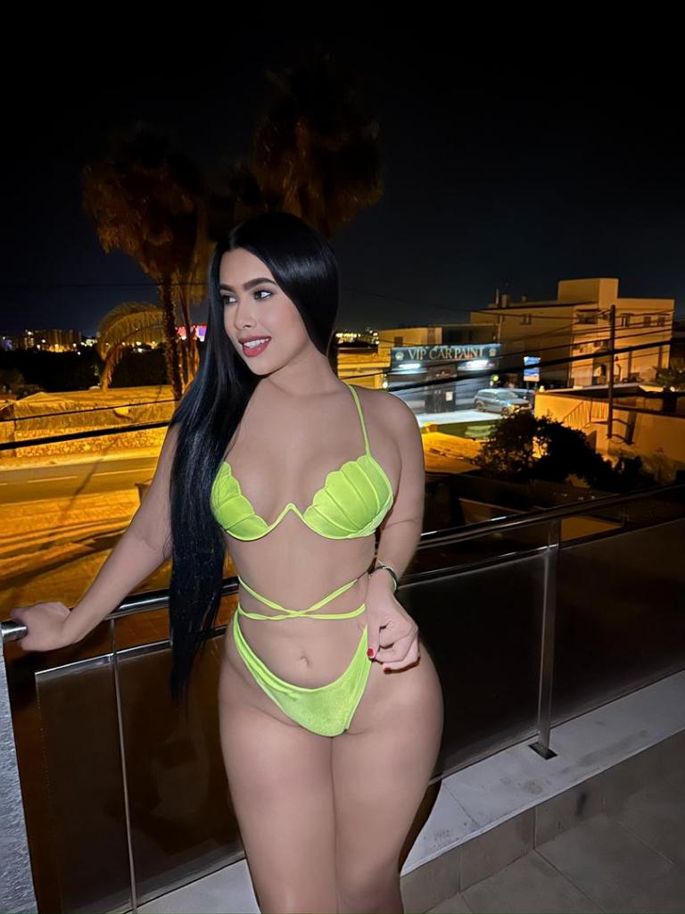 Chica busca chico en Málaga: Chica busca chico