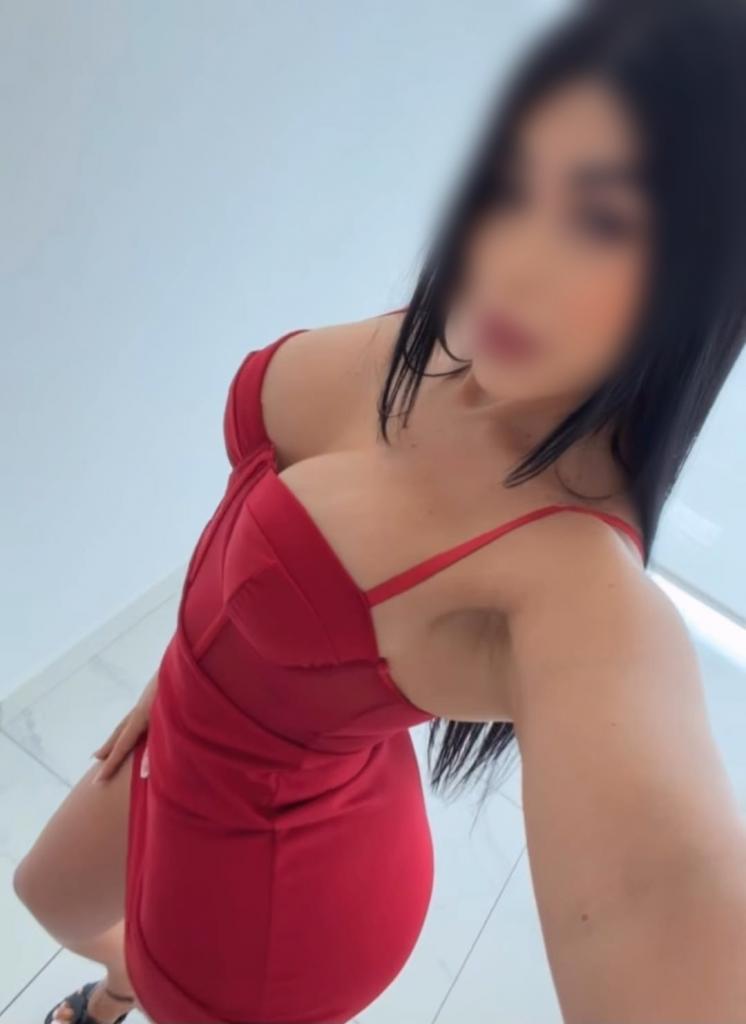 Chica busca chico en Sevilla: 