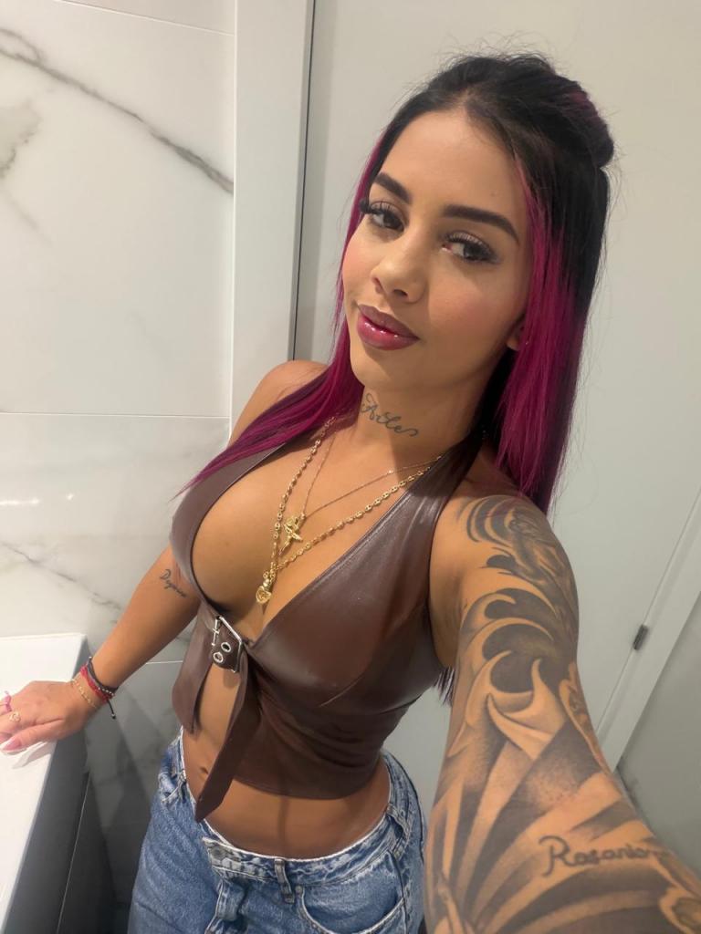 Chica busca chico en Málaga: Chica busca chico