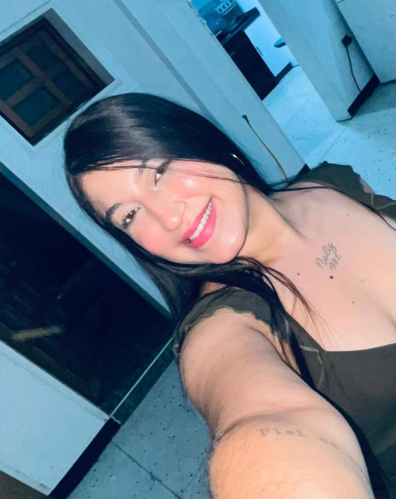 Chica busca chico en Almería: 