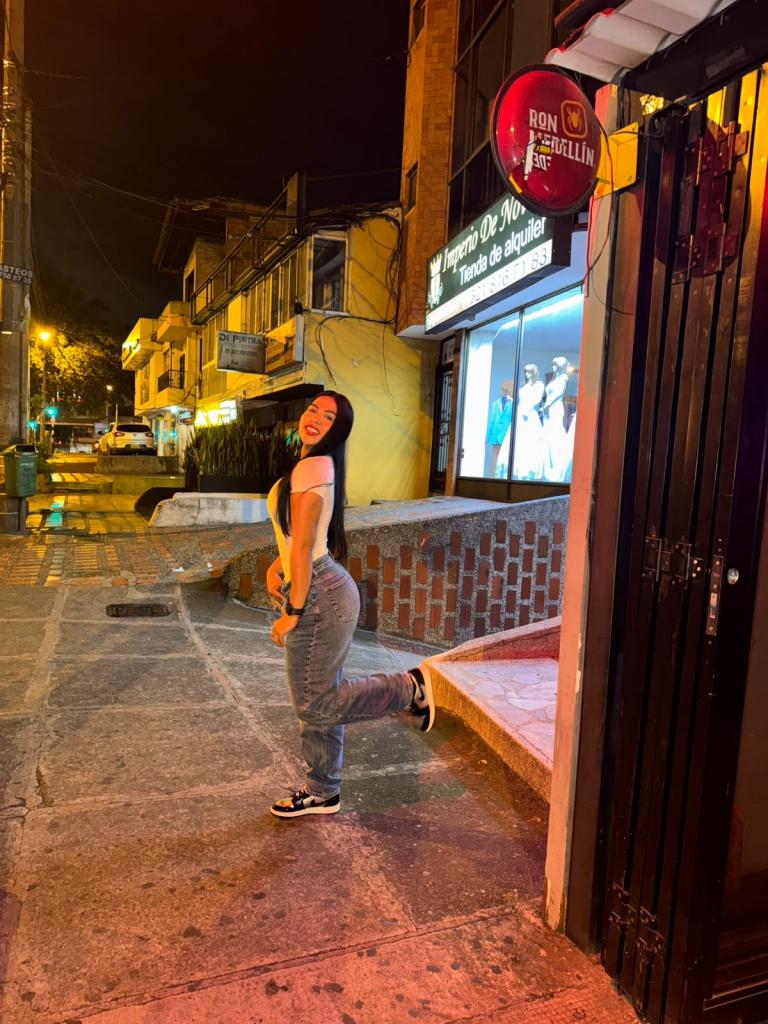 Chica busca chico en Lérida: 