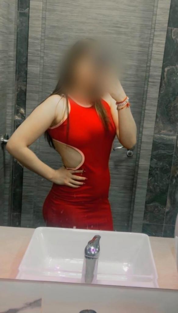Chica busca chico en Granada: 