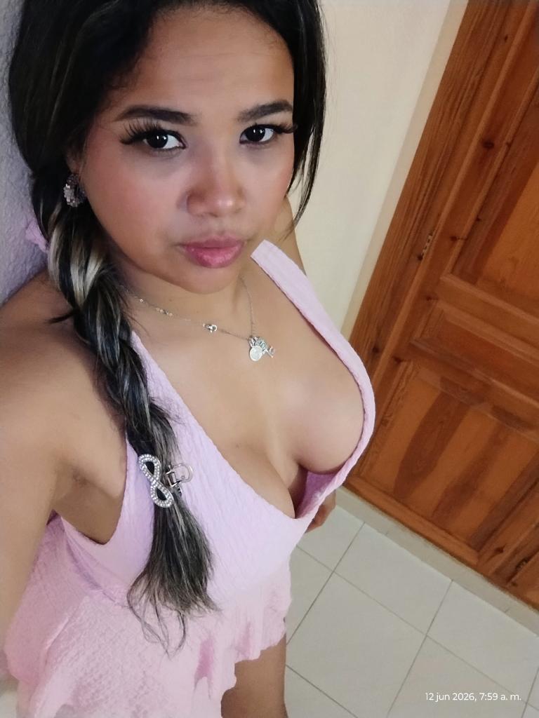 Chica busca chico en Almería: 