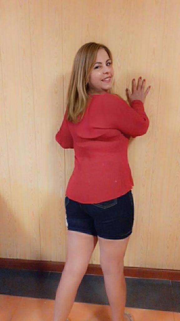 671887585: Chica busca chico en Segovia