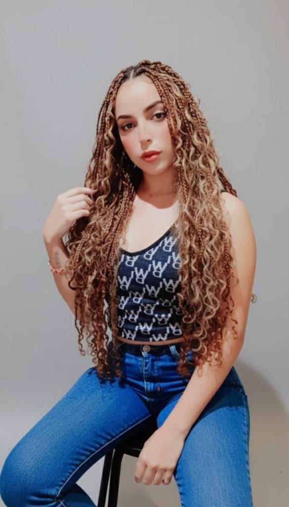 Chica busca chico en Sevilla: Chica busca chico