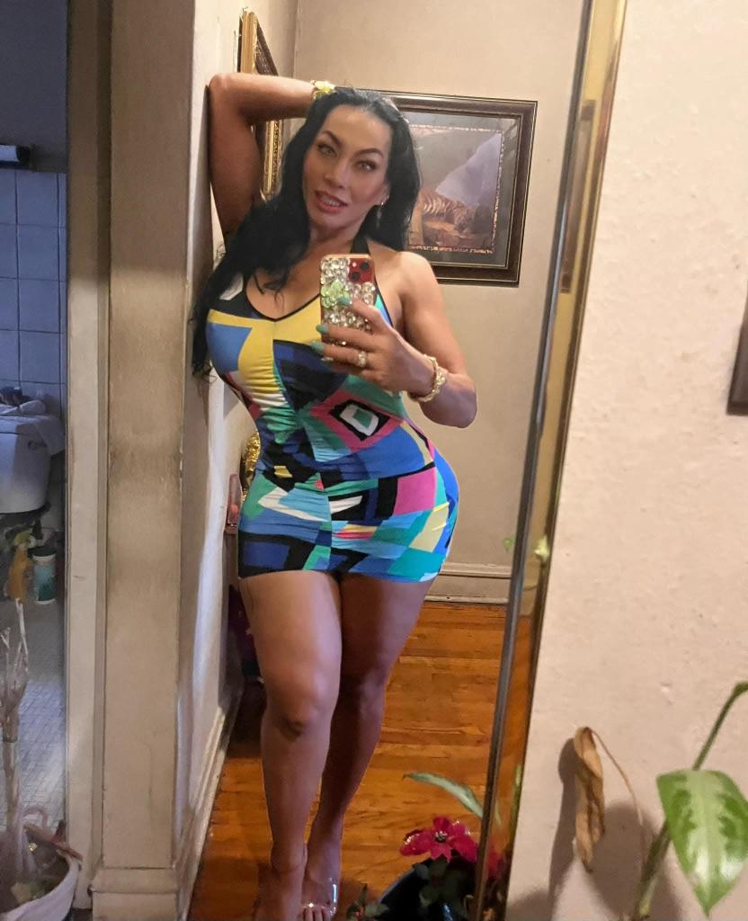 604370422: Travesti en Gerona