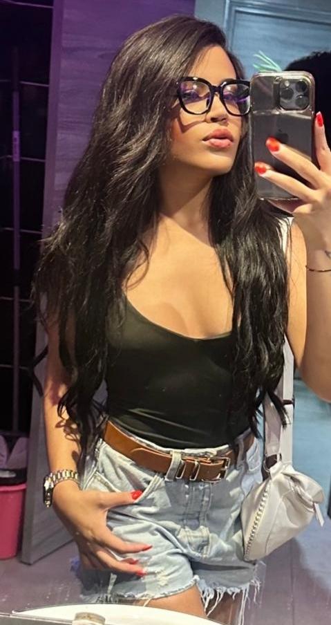 663409667: Chica busca chico en Madrid