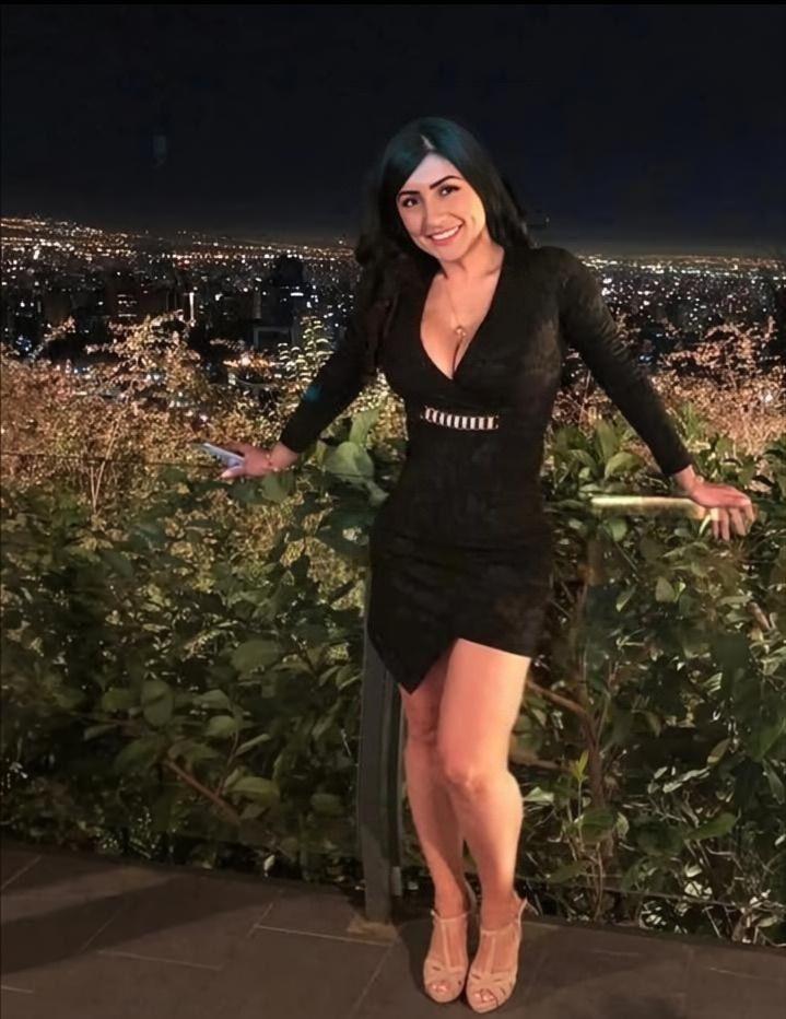 666323276: Chica busca chico en Pontevedra