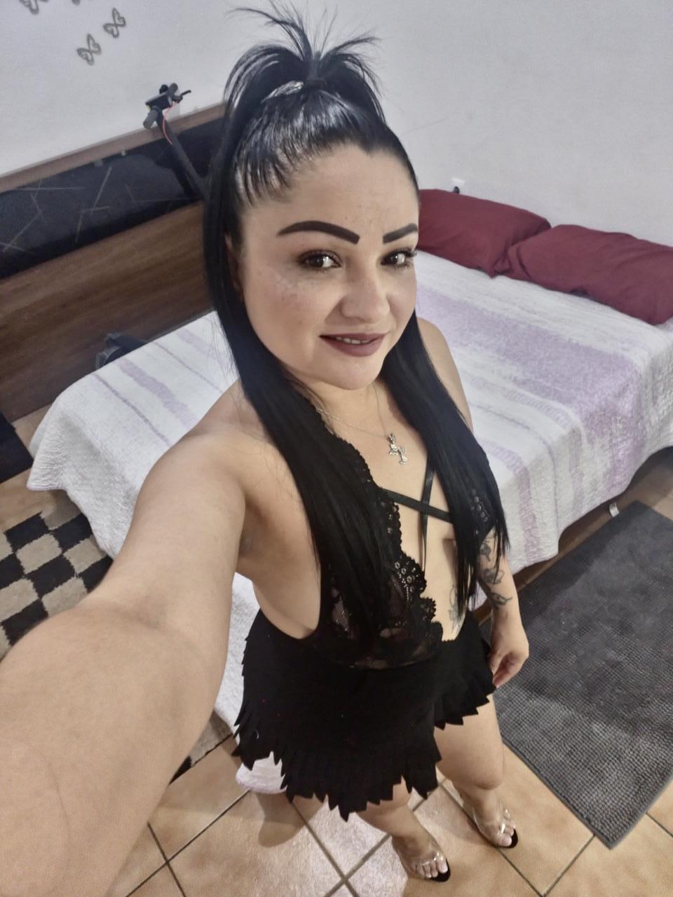 Chica busca chico en Sevilla: 