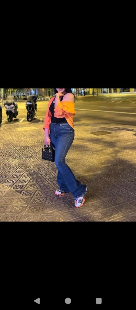 623569437: Chica busca chico en Huelva