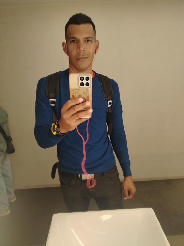 Chico busca chica en Alicante: 