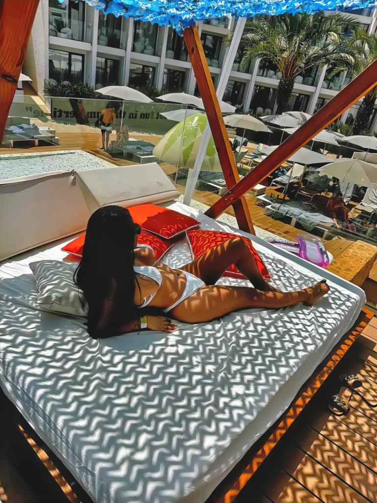 642545113: Chica busca chico en Menorca