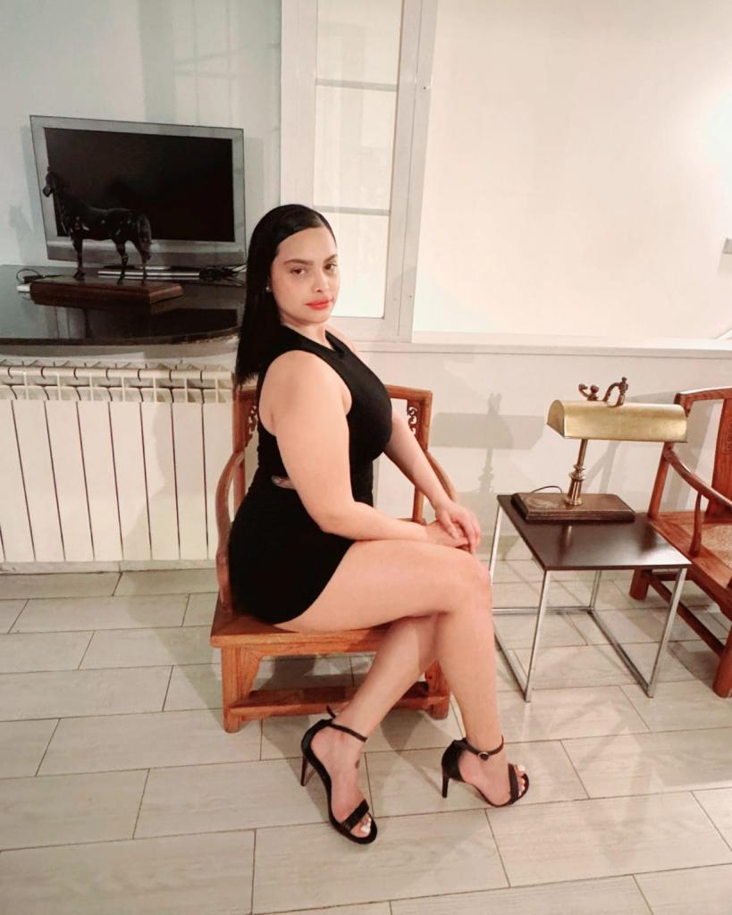Chica busca chico en Ibiza: 