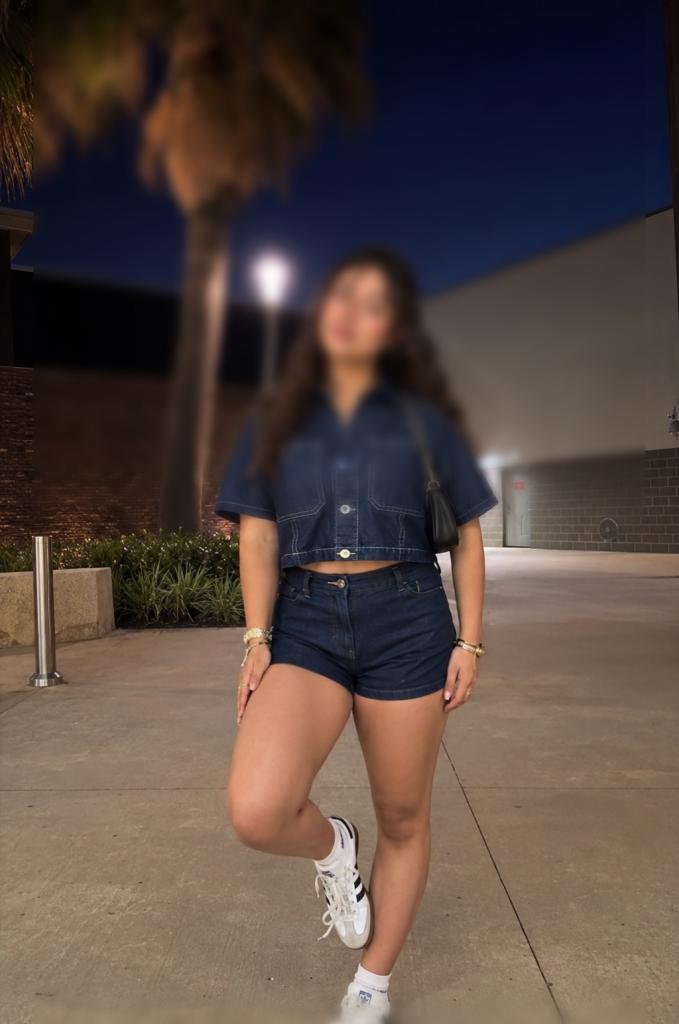 Chica busca chico en Cádiz: 