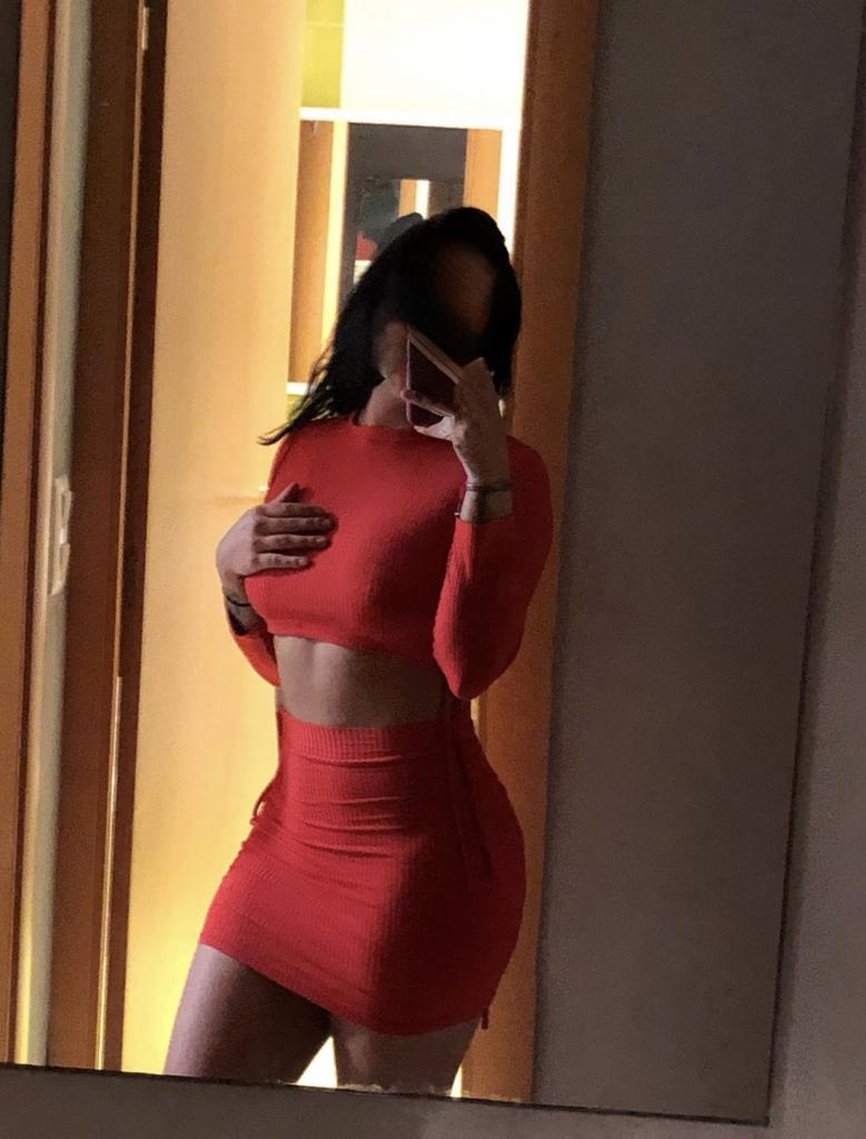 613226546: Chica busca chico en Valencia