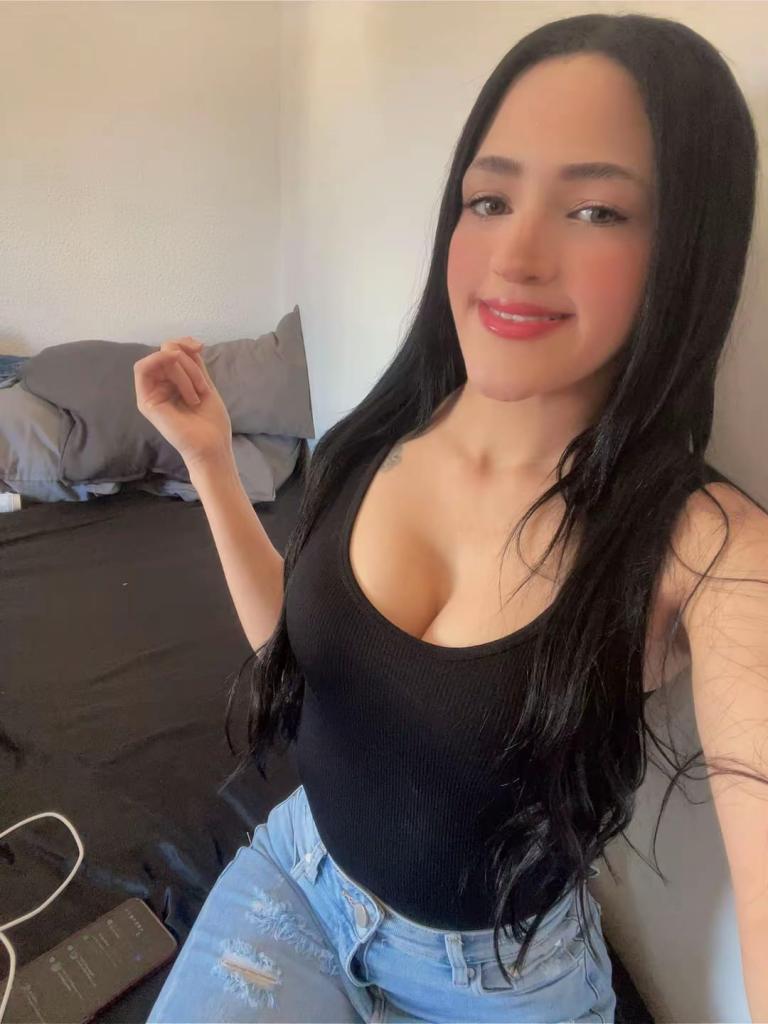 Chica busca chico en Granada: 