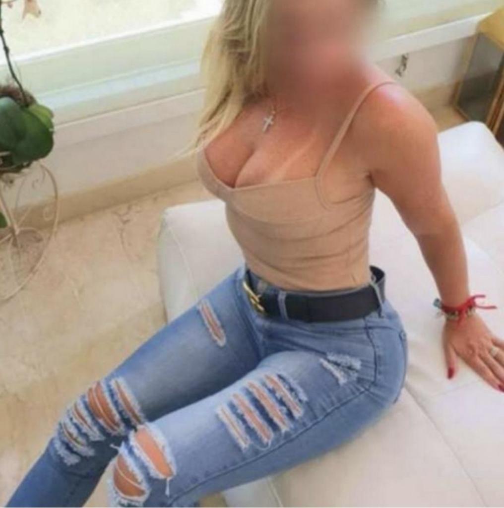 Chica busca chico en Cádiz: 