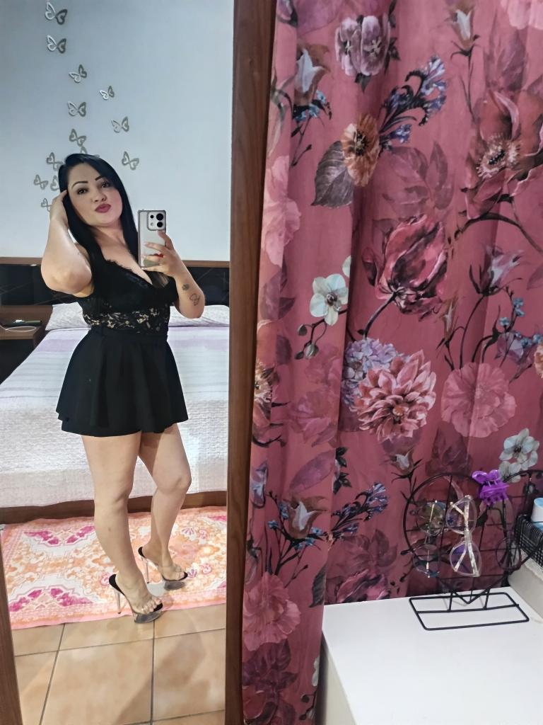 Chica busca chico en Sevilla: 