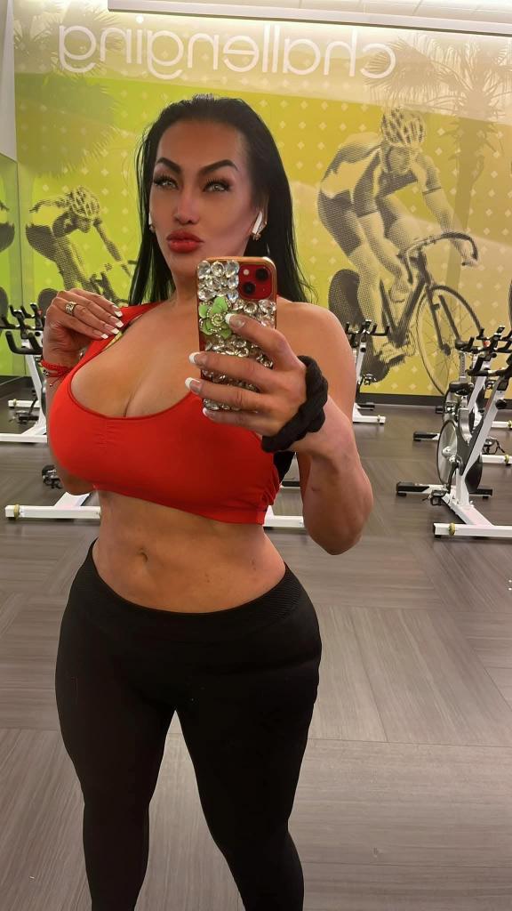 612543857: Travesti en Gerona