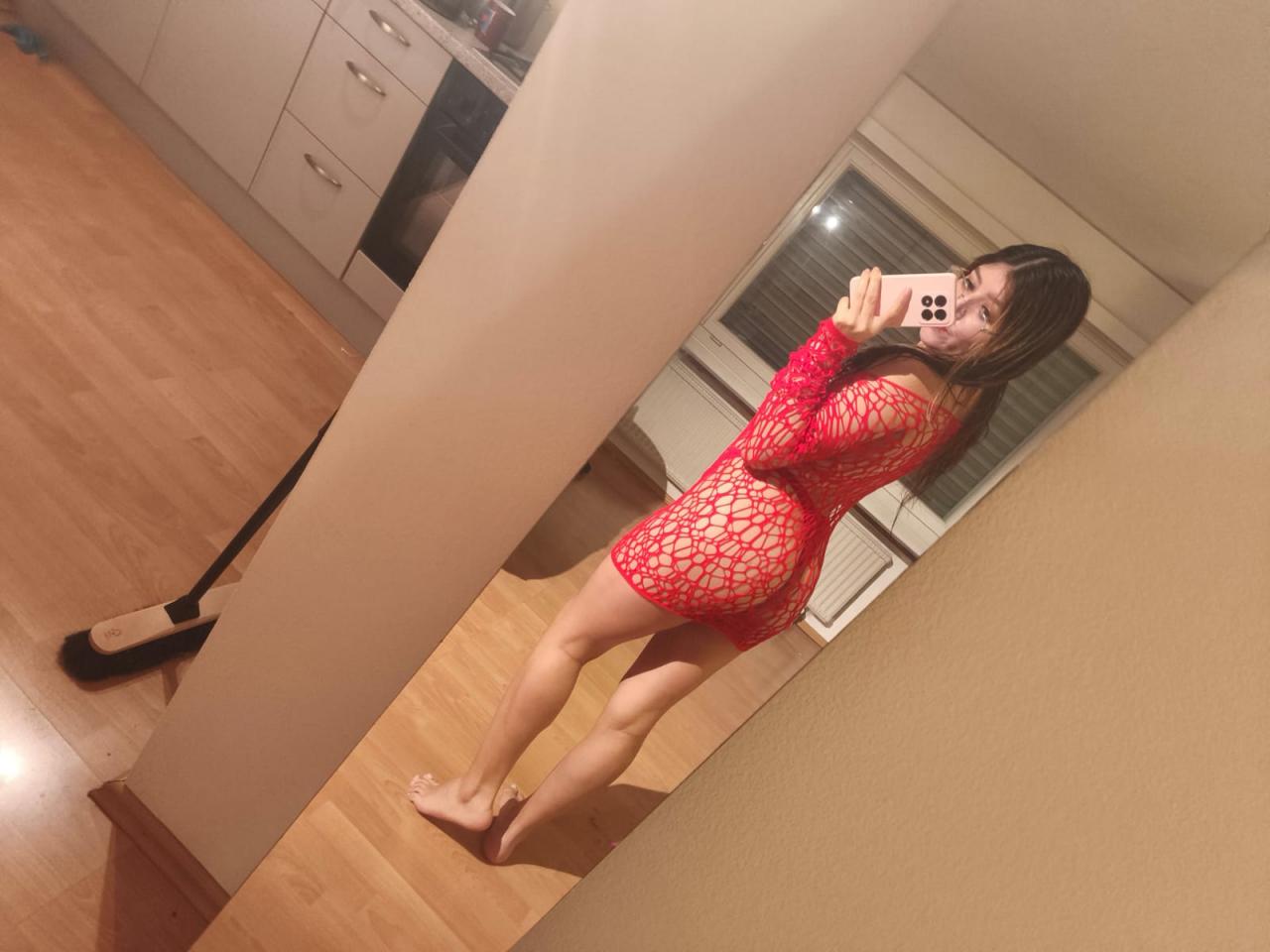 Chica busca chico en Alicante: 