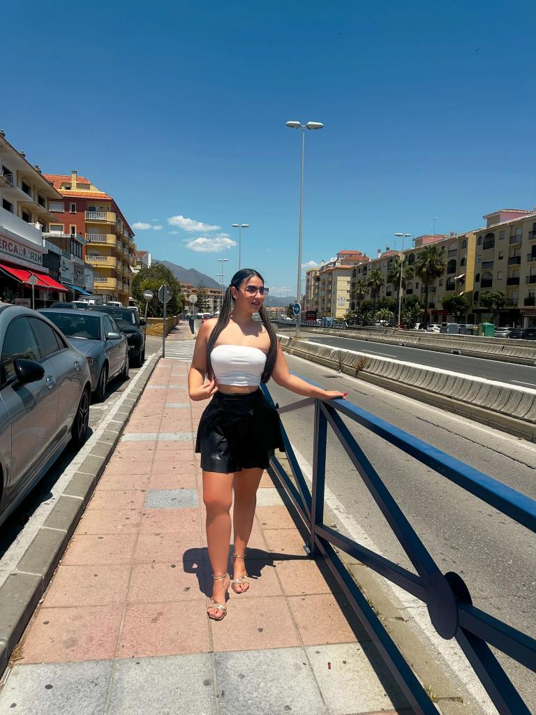 Chica busca chico en Málaga: 