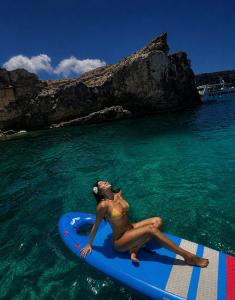 642544420: Chica busca chico en Menorca