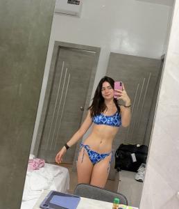 743093509: Chica busca chico en La Coruña