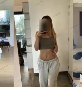 679367383: Chica busca chico en Madrid