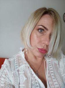 644524035: Chica busca chico en Murcia