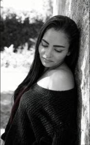 670345616: Chica busca chico en Valencia