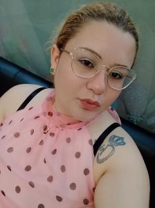 631662844: Chica busca chico en León