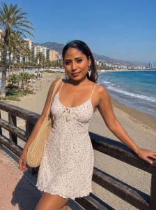 722643685: Chica busca chico en Málaga