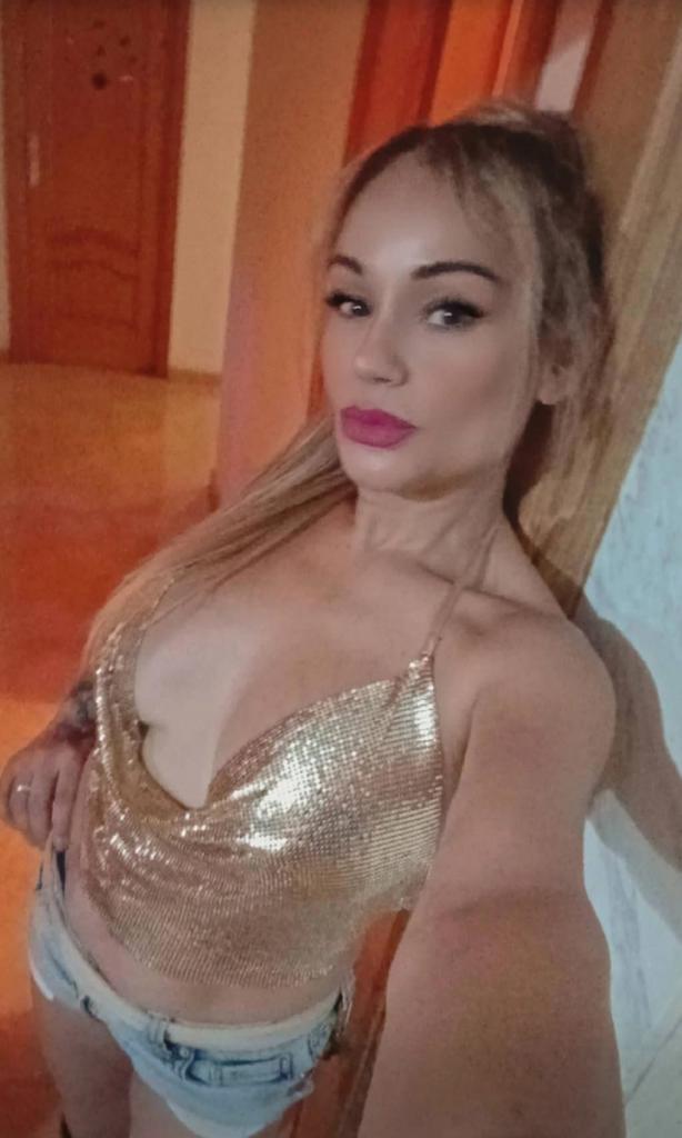 Chica busca chico en Alicante: 