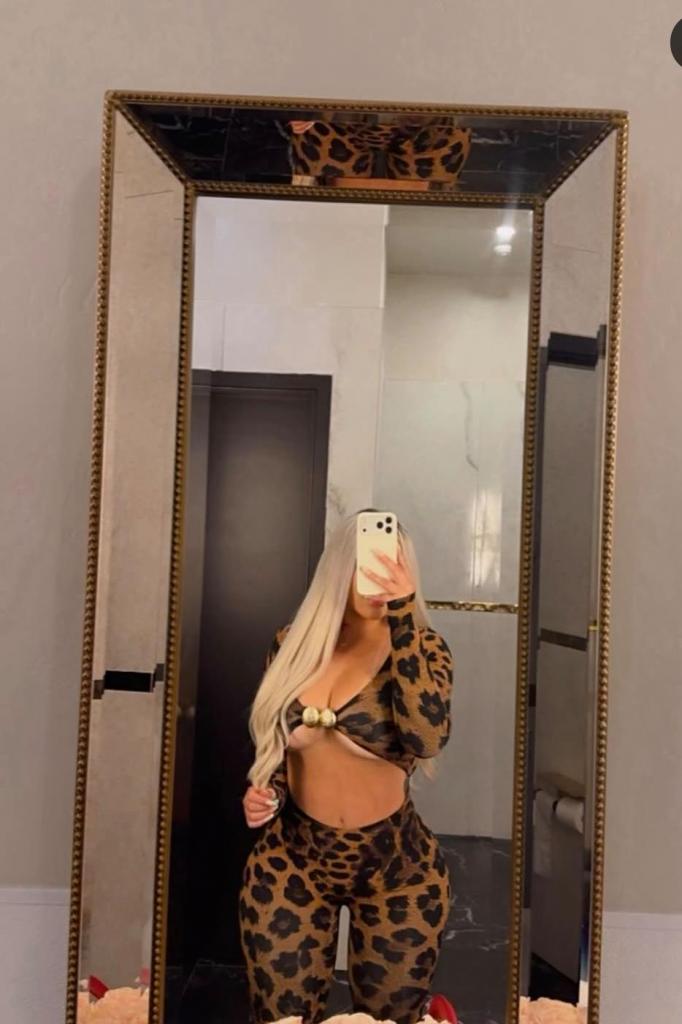 614687238: Chica busca chico en Las Palmas