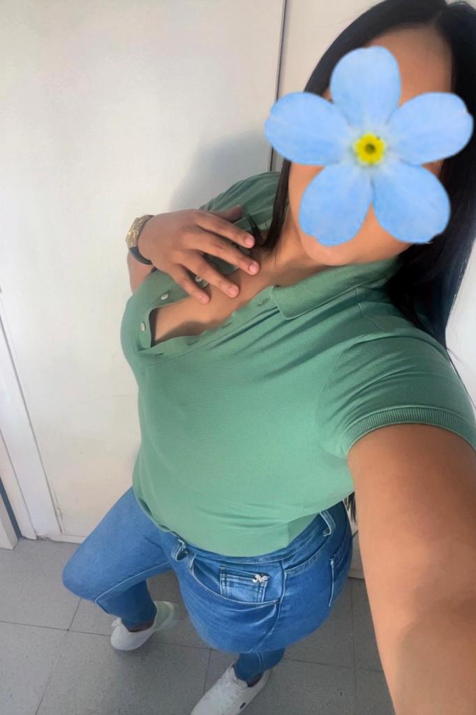 604143025: Chica busca chico en Cádiz