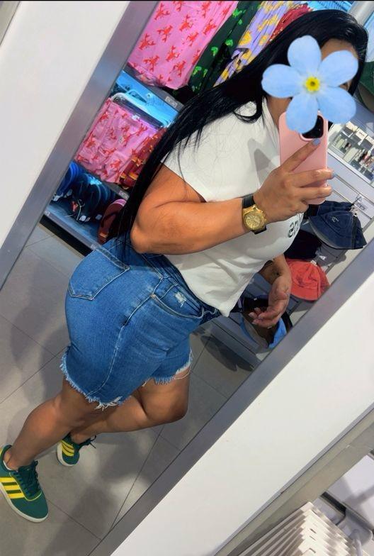 604143025: Chica busca chico en Cádiz