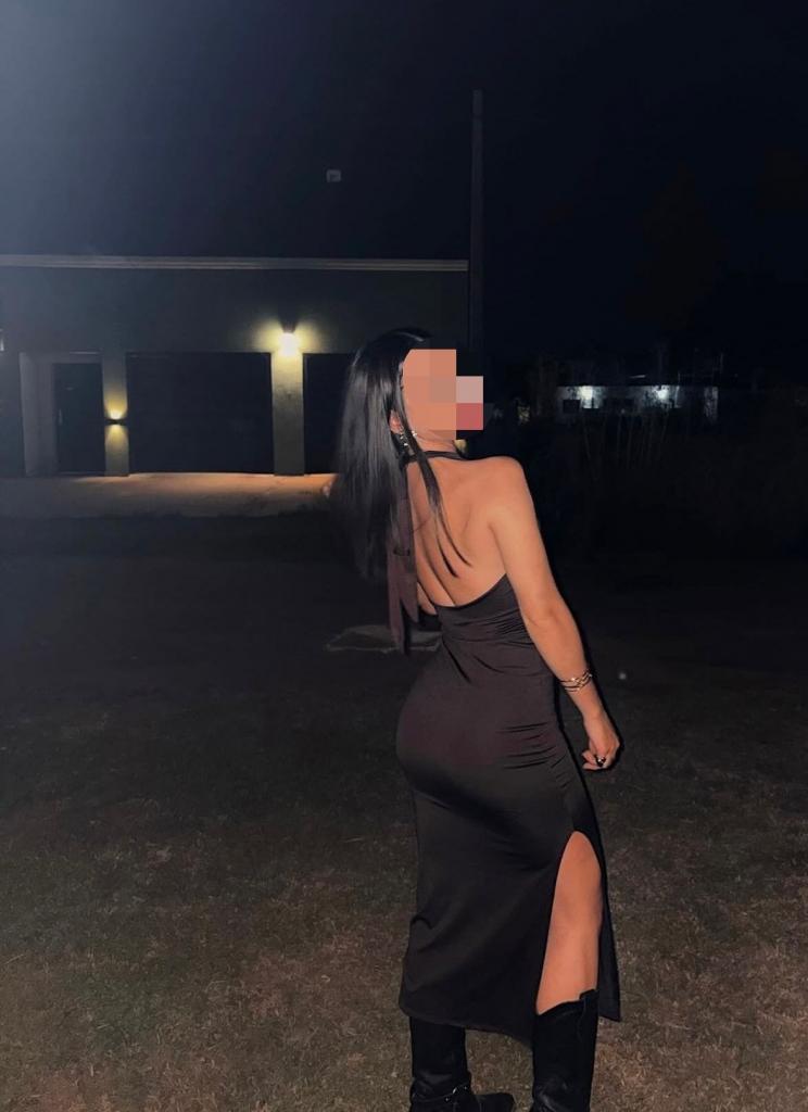Chica busca chico en Tenerife: 