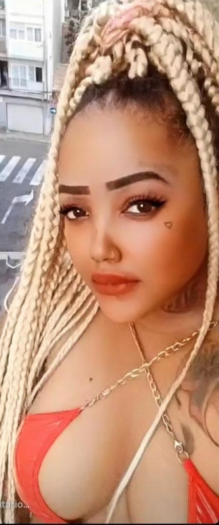 Chica busca chico en Alicante: Chica busca chico