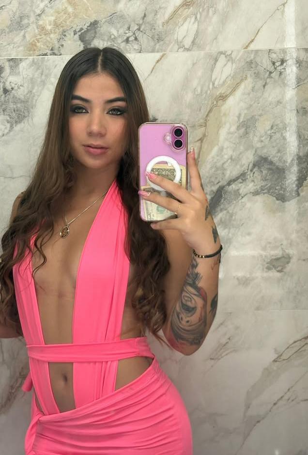 743068069: Chica busca chico en Málaga