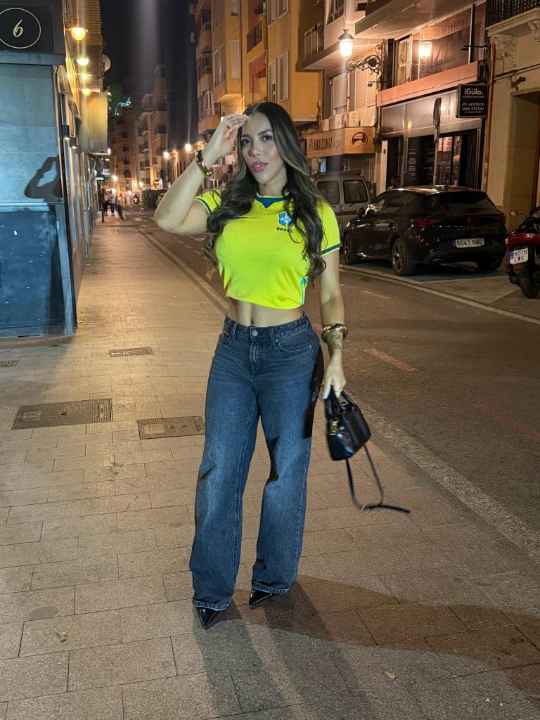 Chica busca chico en Alicante: 