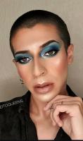 611774467: Chico busca chica en Madrid