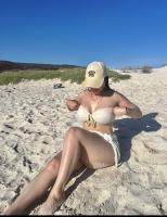 610253163: Chica busca chico en La Coruña