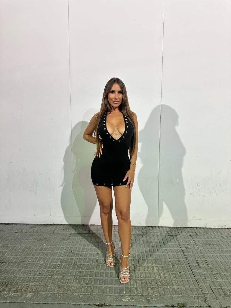 Chica busca chico en Formentera: 