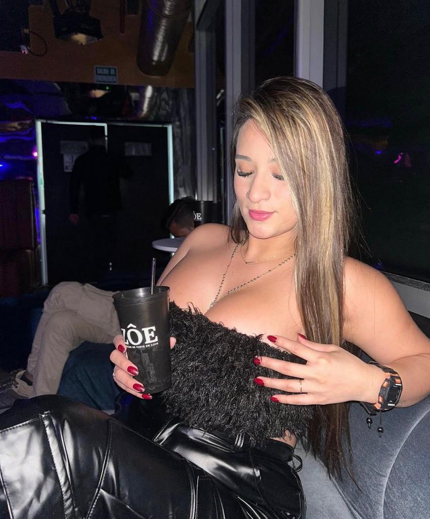 Chica busca chico en Barcelona: 