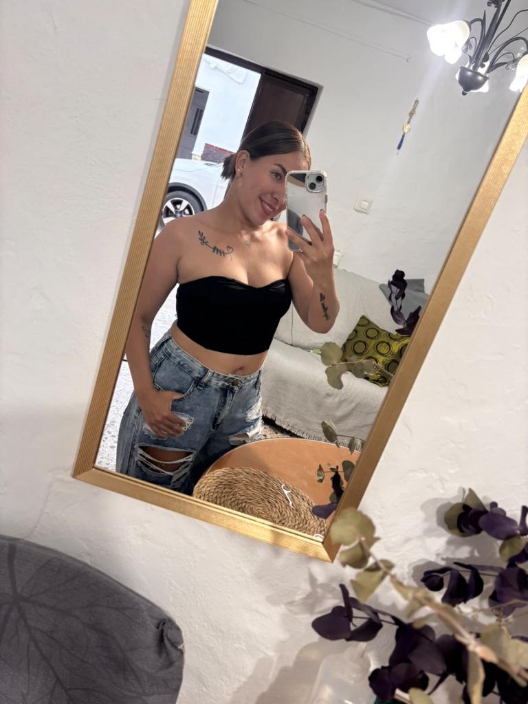643039082: Chica busca chico en Cádiz
